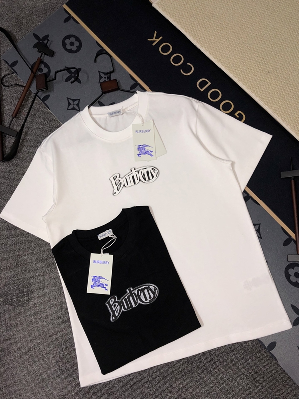 ブランドTシャツ背面デザイン